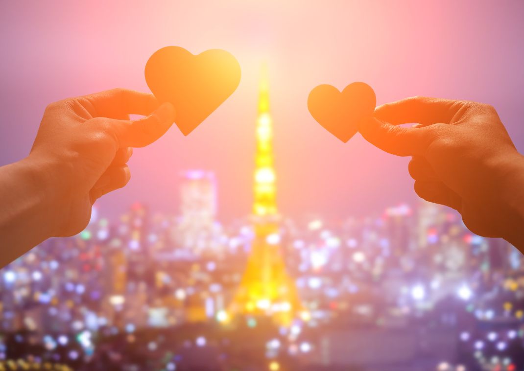  Romantiske hjerter foran Tokyo Tower, Japan