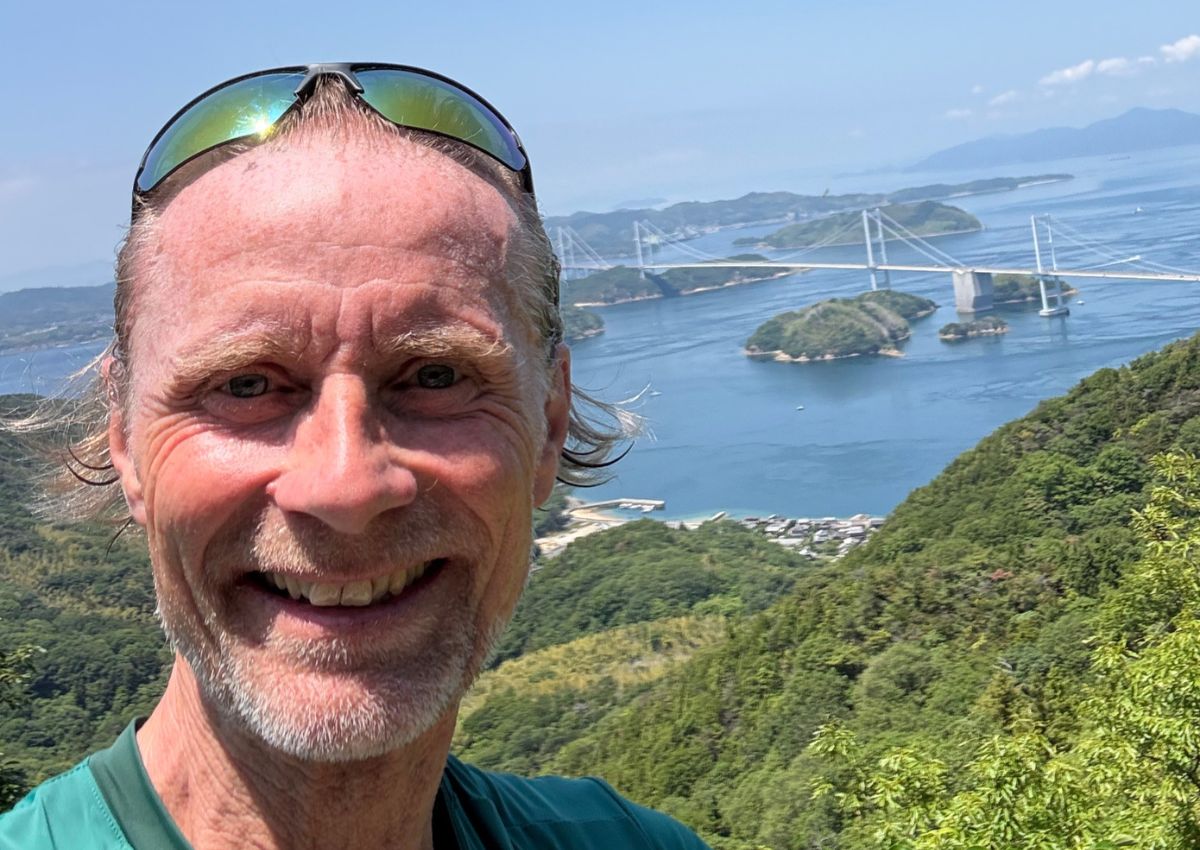Vår nordiske salgssjef Peter, på Shimanami Kaido-ruten