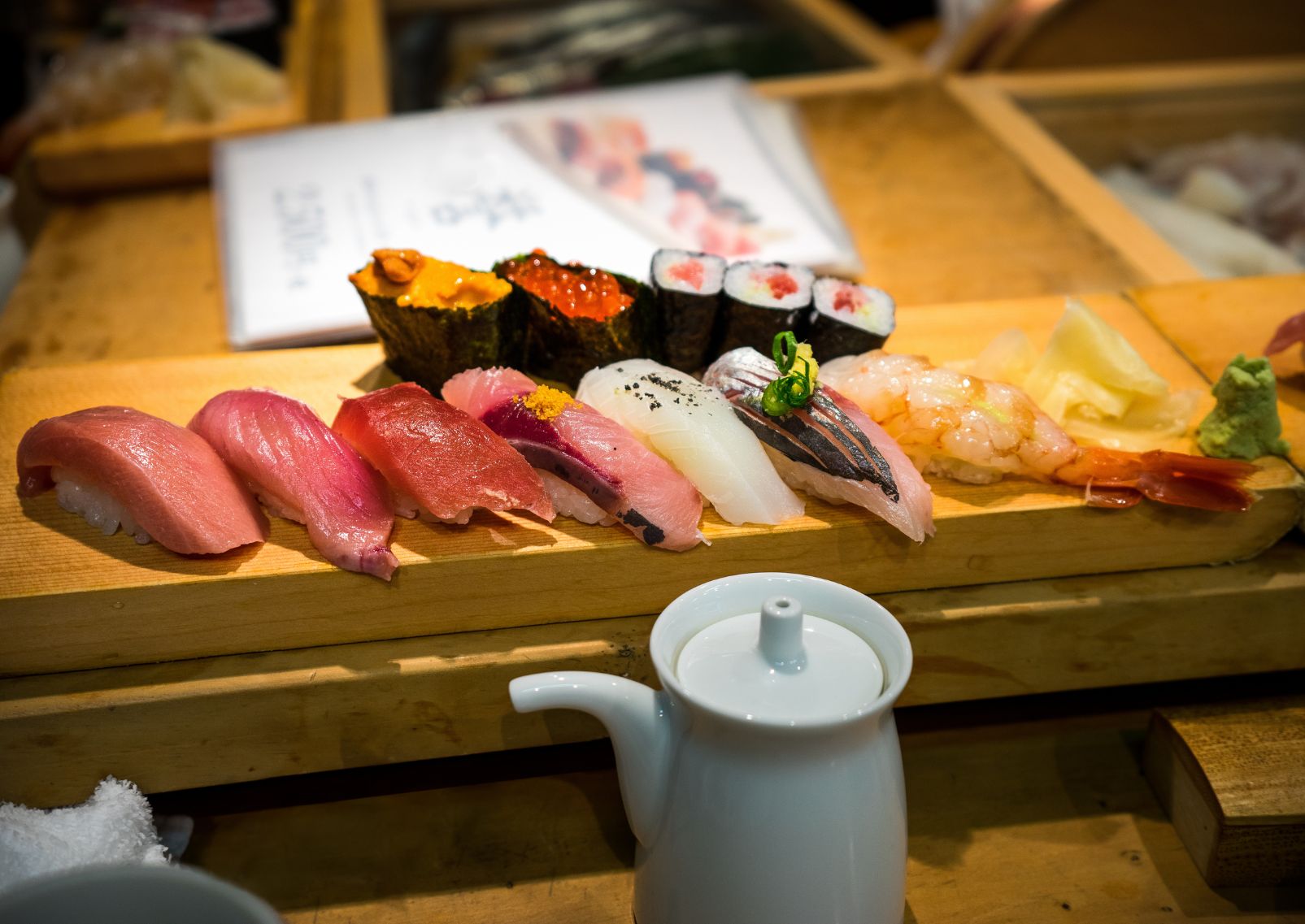 Sushi på Tsukiji markedet, Tokyo