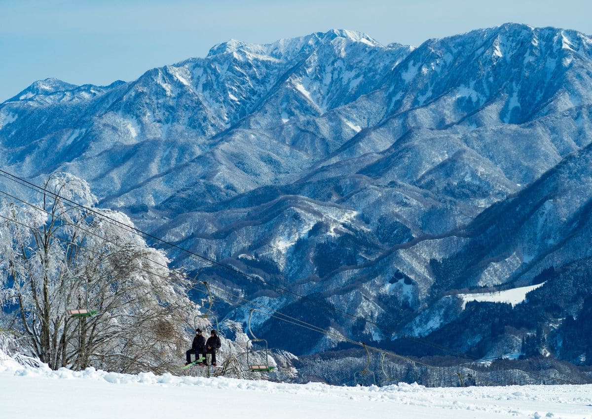 Vintersesong ved skistedet Iwatake i Hakuba, Japan