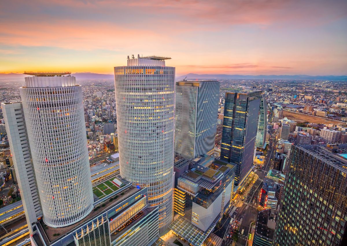 Solnedgang over Nagoya, Japan