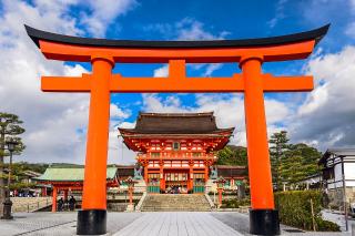 Inngangen til Fushimi-Inari Taisha-helligdommen, Kyoto