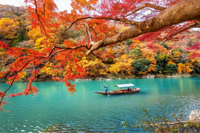 Båttur på Hozu-elven, Arashiyama