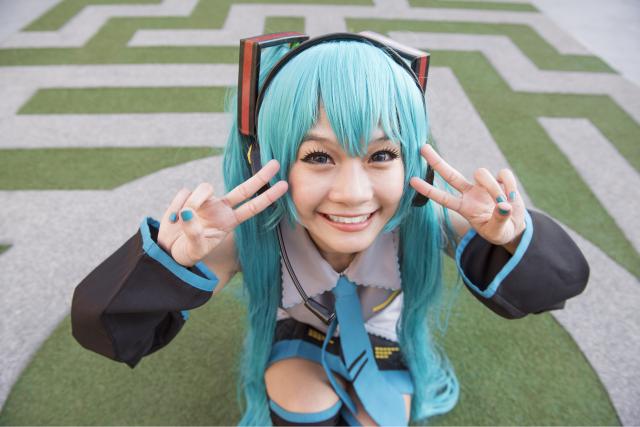 Jente utkledd som anime-figur