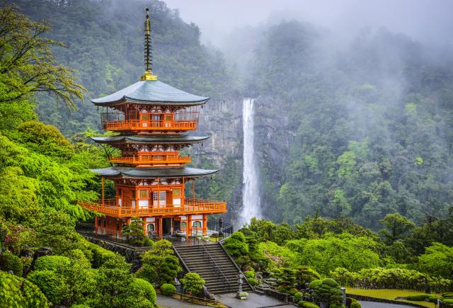 Ise Seigantoji Pagoda og Nachi-fossen