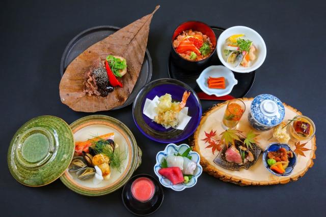 Sesongbasert kaiseki-middag på en ryokan