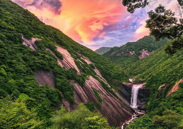 Senpiro-fossen, øya Yakushima