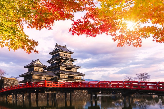 Matsumoto slott om høsten